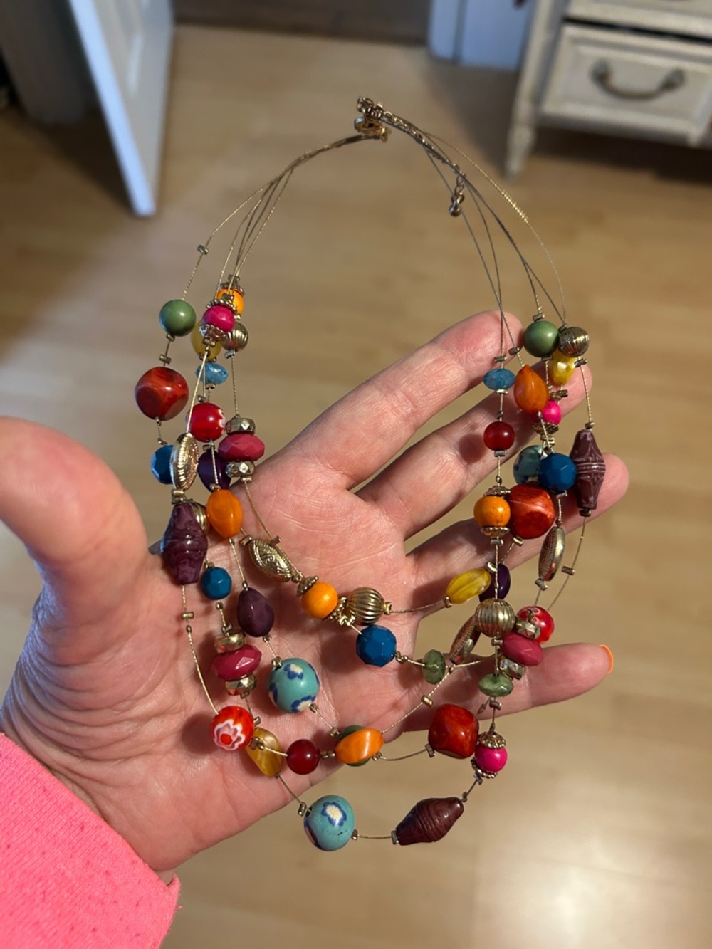 Multicolor Beaded Statement Necklace on memory wire - Picture 5 of 8